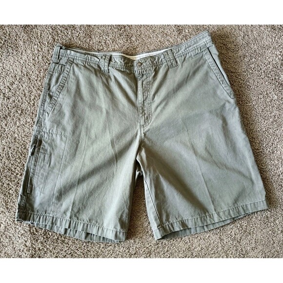 Columbia Cargo Shorts Men's Size 40 Green - Picture 1 of 6